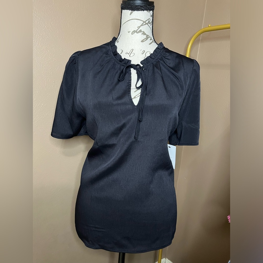 🌺NWT Nine West Blouse 🌺